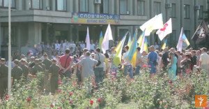 One year anniversry of occupation of city of Slavyansk by Ukraine army and militias (YouTube)