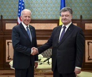 U.S. Vice President Joseph Biden meets Ukrainian president in Kyiv on Dec 7, 2015 (Mykola Lazarenko, AP)