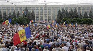 One of three rallies in Moldovan capital Chisinau on Jan 16, 2016 demanding national election (Twitter)