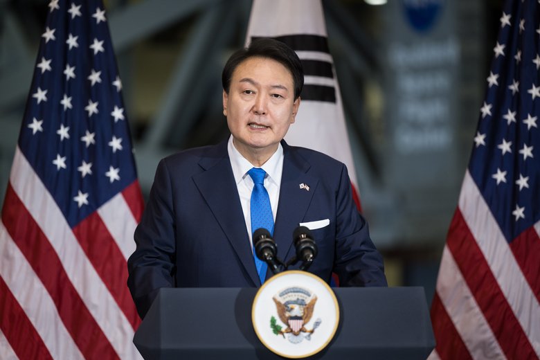 South Korea President Yoon at GSFC NASA headquarters