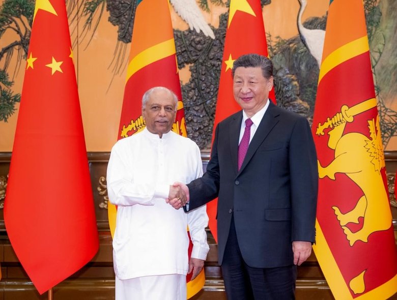 Dinesh Gunawarden and Xi Jinping