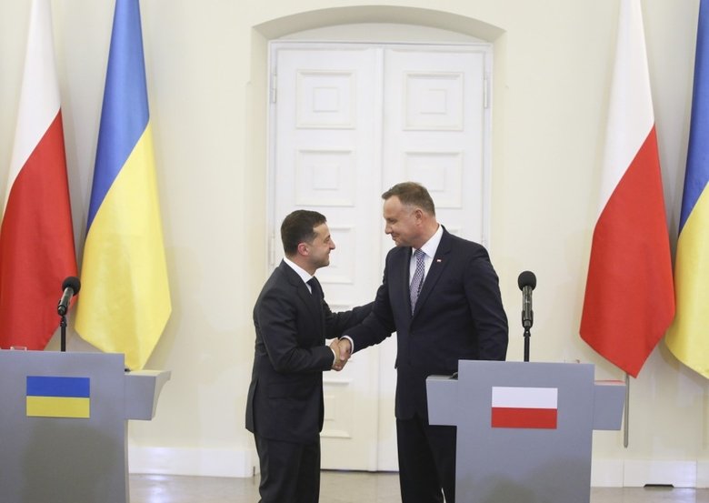 Duda's Call for "Decolonizing" Russia